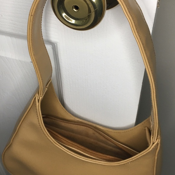 Small Boxy Pouch Purse - Picture 4 of 5